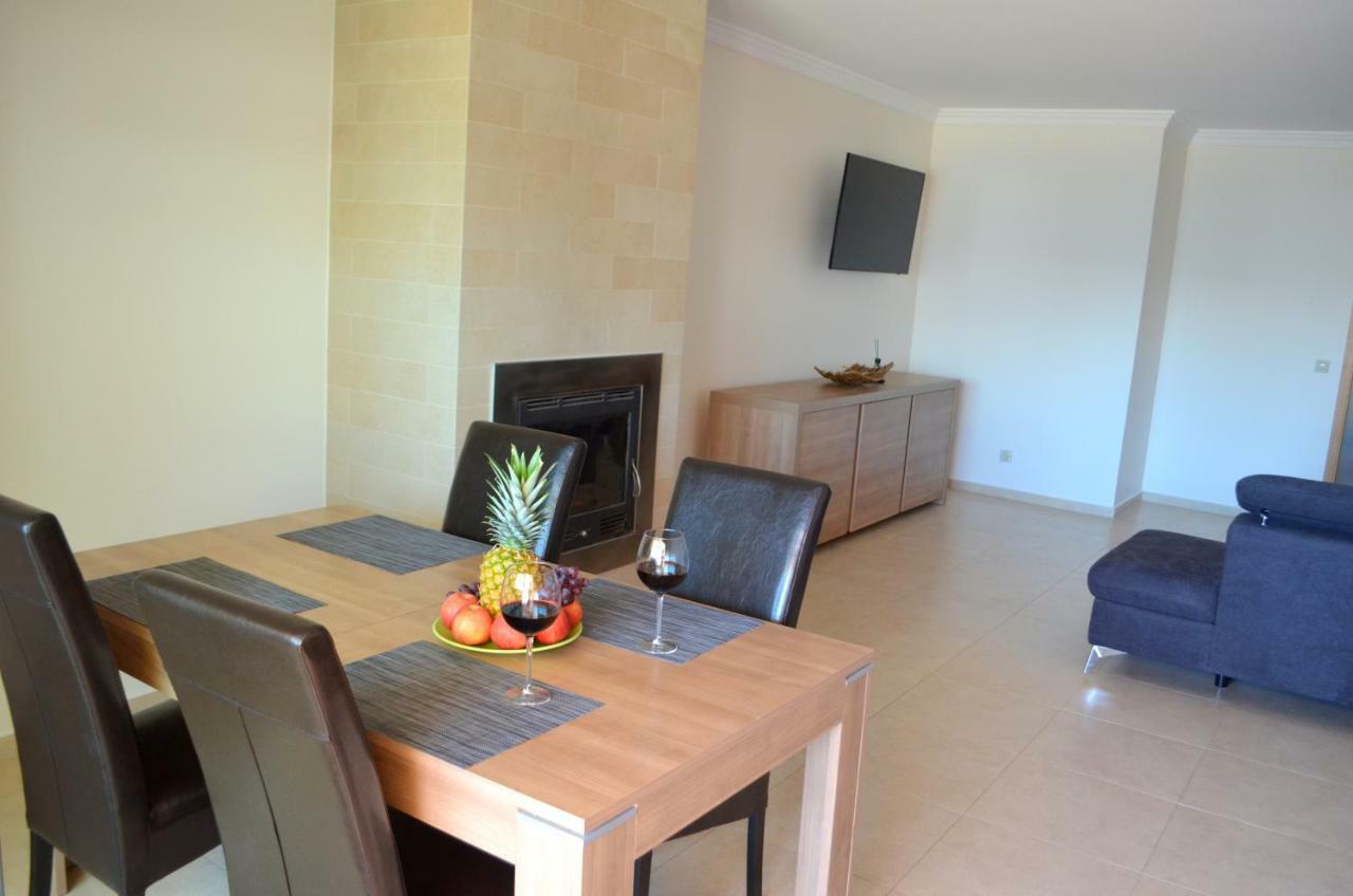 Marina Beach Apartment Lagos Esterno foto