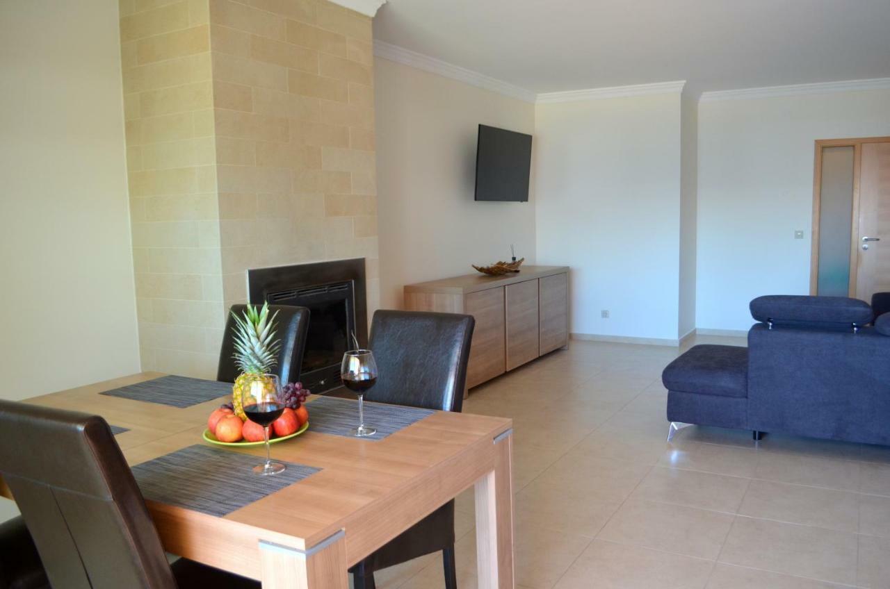 Marina Beach Apartment Lagos Esterno foto