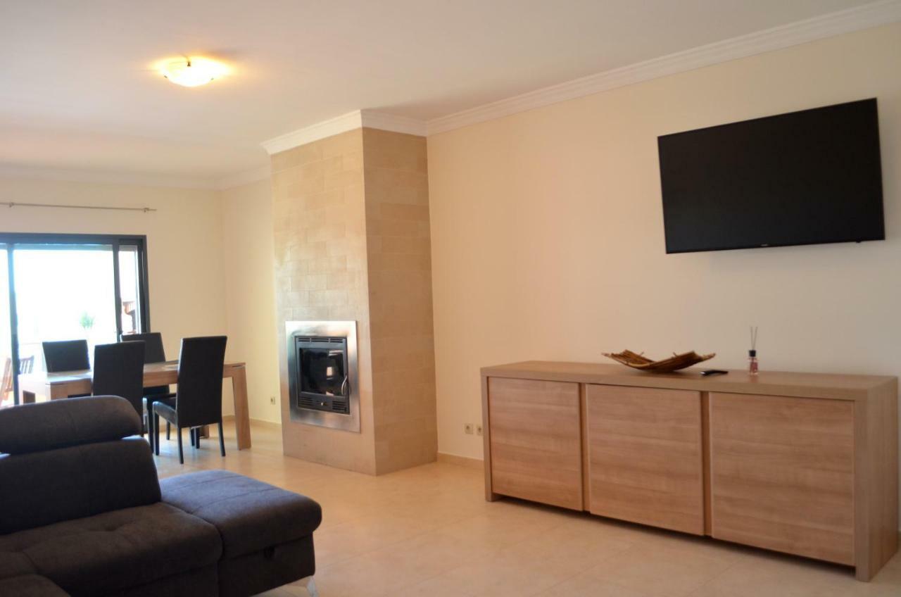 Marina Beach Apartment Lagos Esterno foto
